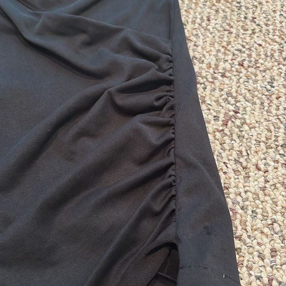 DNA Black Wrap Look Ruched Top With V Neckline. Large - Picture 8 of 9